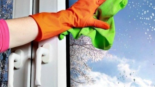 Можно ли мыть окна зимой