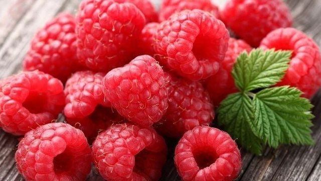 Как выбирать и хранить сезонные ягоды